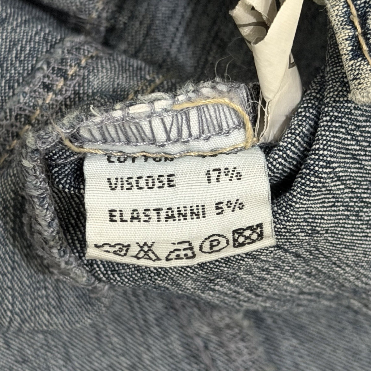 Vintage Yulita Jeans Jacket Women’s Medium Blue Denim Embellished y2k