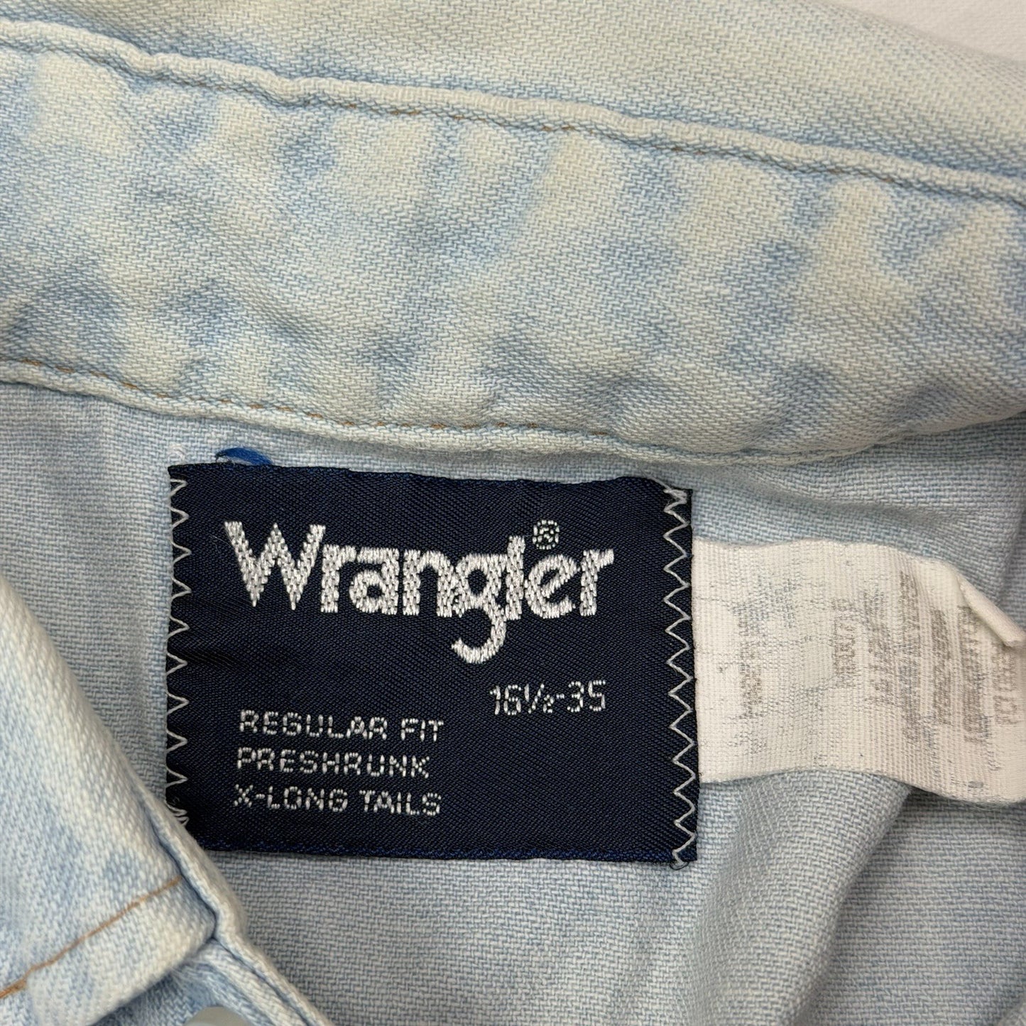 Vintage Wrangler Pearl Snap Denim Shirt Men’s Large Light Blue Denim Made In USA