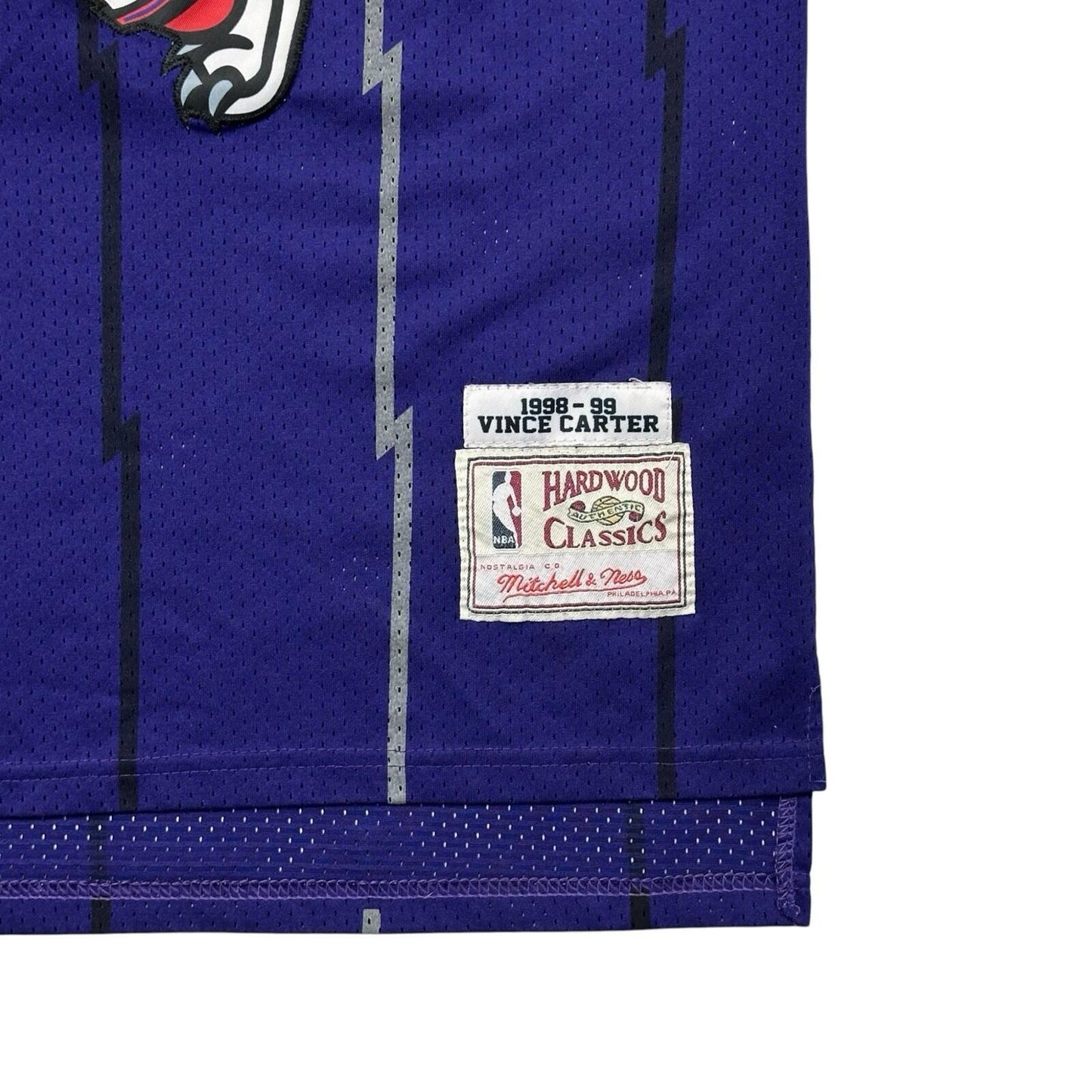 Raptors Jersey Mitchell & Ness Men’s Medium Purple Carter 15 Hardwood Classics