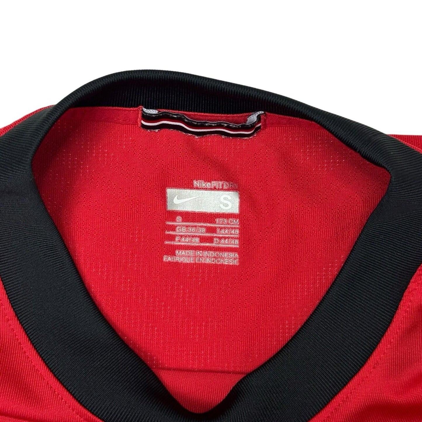 09-10 Manchester United Football Shirt Men’s Small Nike Red Soccer Jersey