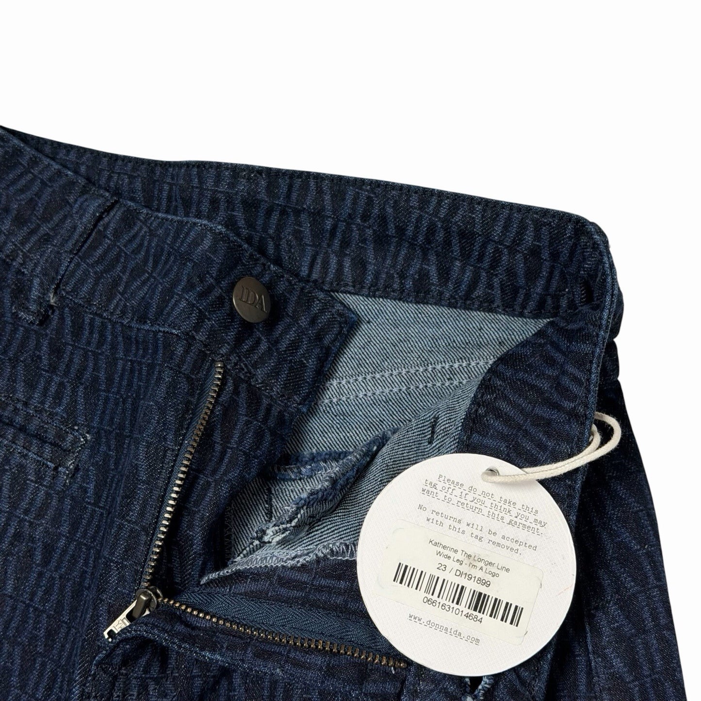 NWT Donna IDA Flared Jeans 23w 35l Blue Denim All Over Print