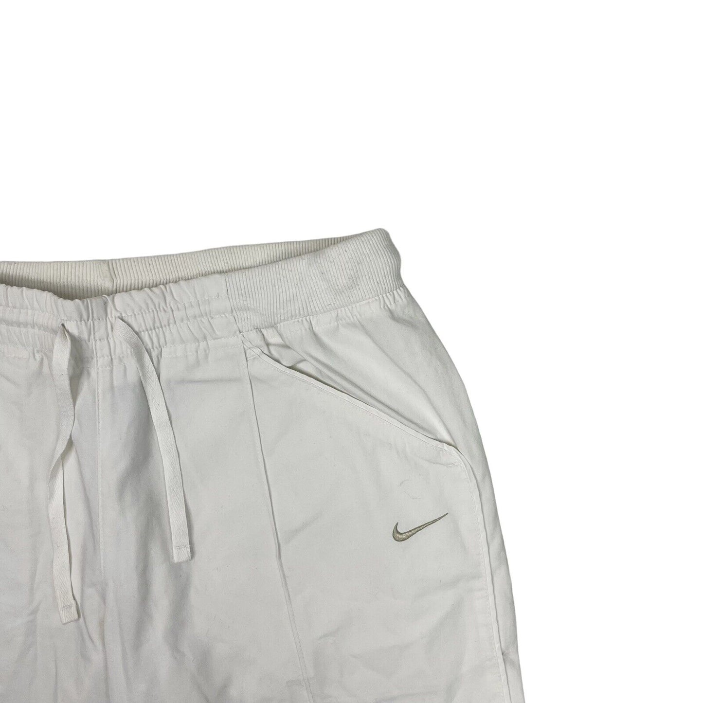 Vintage Nike Shorts Womens Small White Embroidered Logo