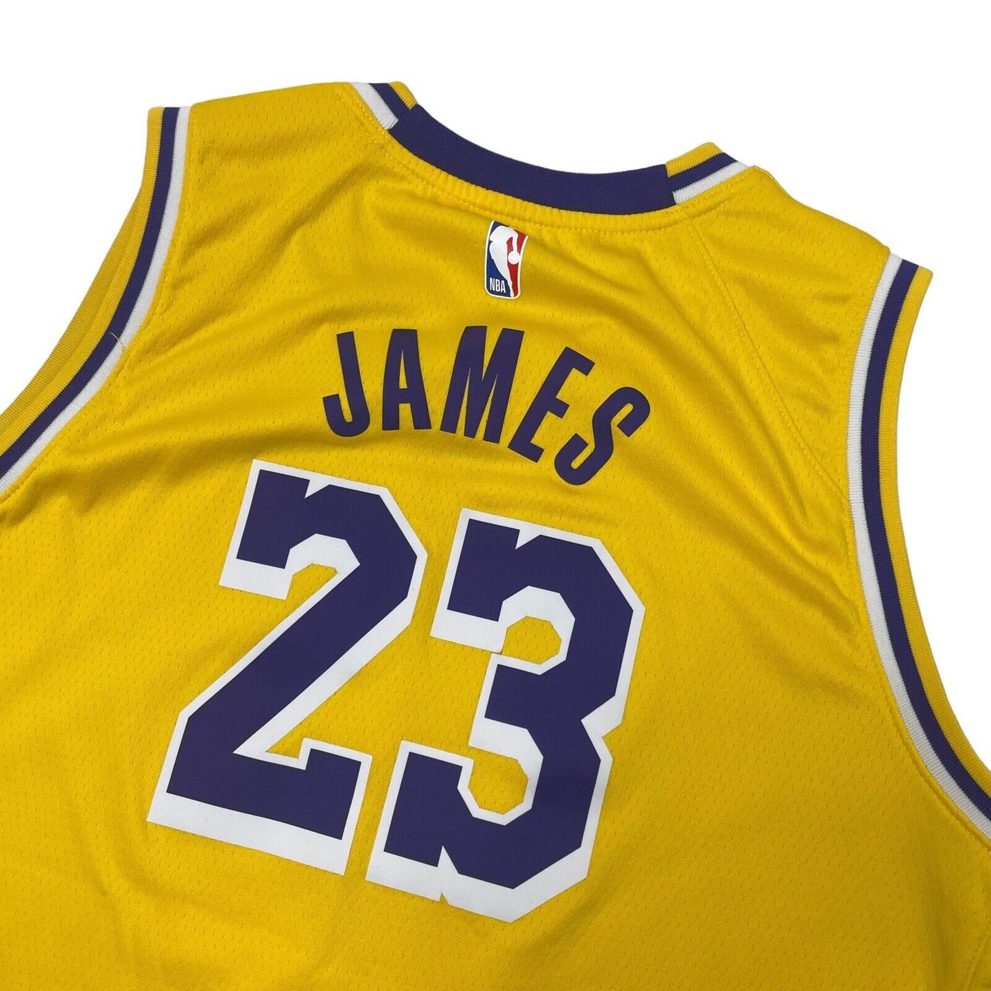 Lakers Jersey Lebron James 23 Mens XL 2020-2021 Yellow Nike Swingman