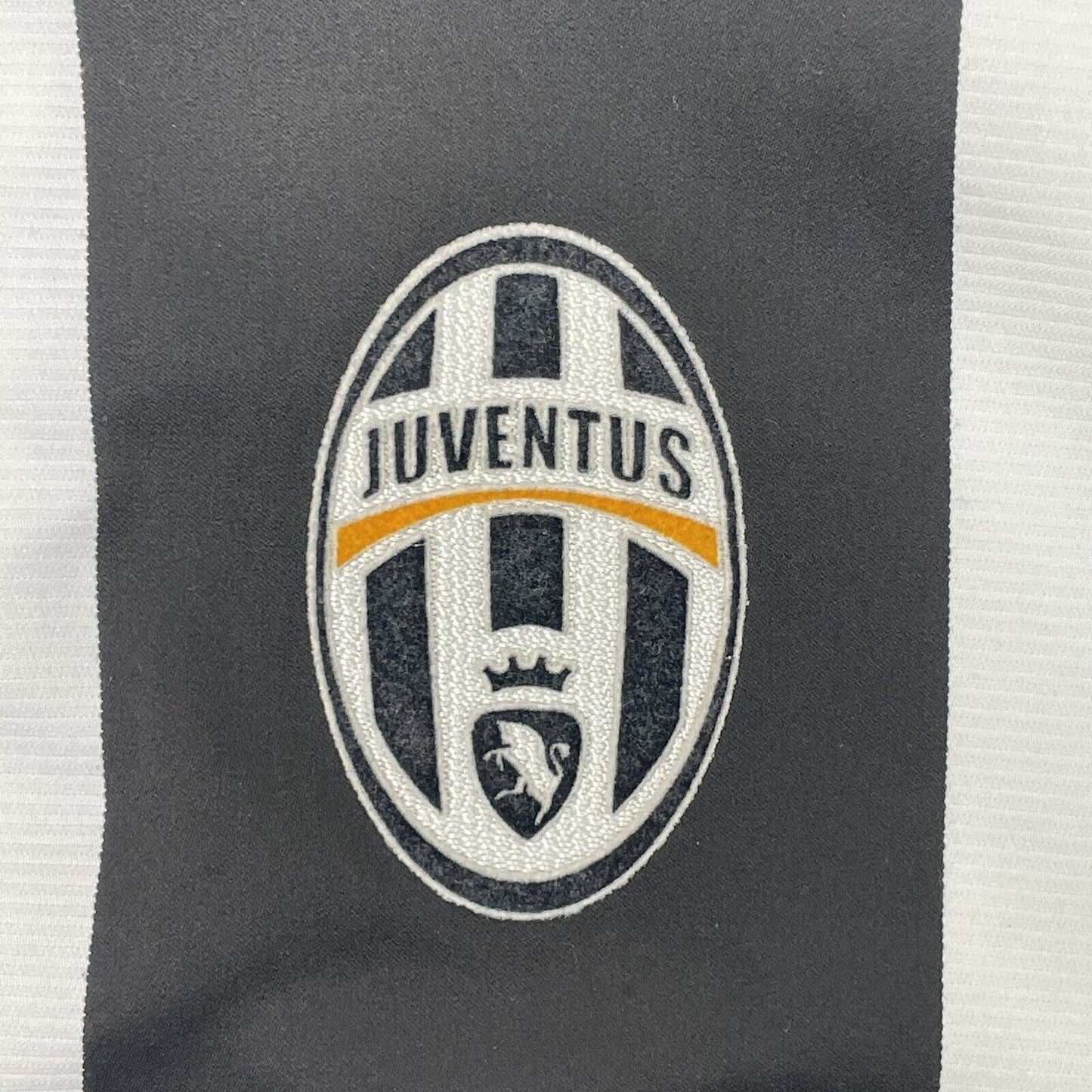 Vintage Juventus Nike Football Home Shirt 04-05 Mens Large Embrodiered